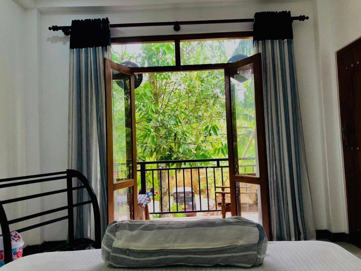 Siri'S Residency Apartment Habaraduwa Exterior photo